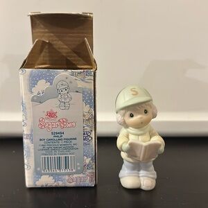 Precious Moments-1992”Philip Boy Caroling” -like new